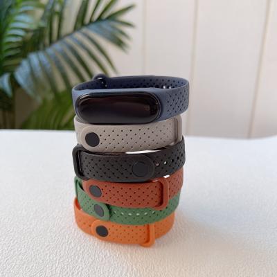 China Replacement Silicone Sport Wrist Watch Bands For Xiaomi MI Band 6 Smart Watch 5 Strap Watch Band For Xiaomi MI Band 4 3 for sale