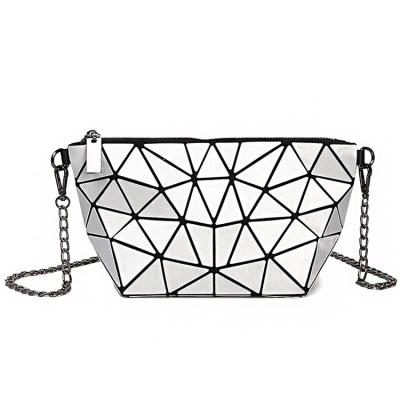 China Fashion Girls Daily Used Luminous Geometric Chain Bag Messenger Bag Women Handbag for sale