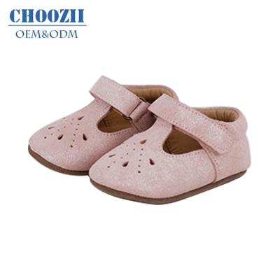 China Choozii Soft Anti-Slippery Suede Leather Babies Shoes Pink T-bar Newborn Mary Jane Baby Shoes for sale