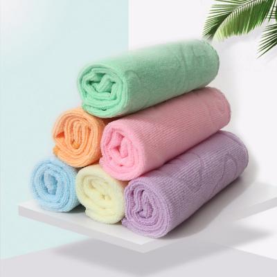 China Sustainable Hot Sale Daily Use Home Textile Bear Printed Hand Towels Face Towels For Kids for sale