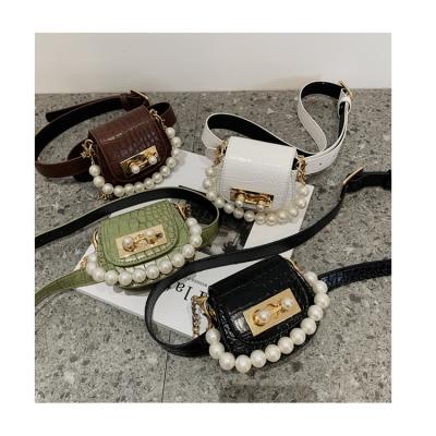 China New Mini Lipstick Ladies Pearl Bags Diagonal Suit Belt Bags Daily Wholesale Chains Bags Small for sale