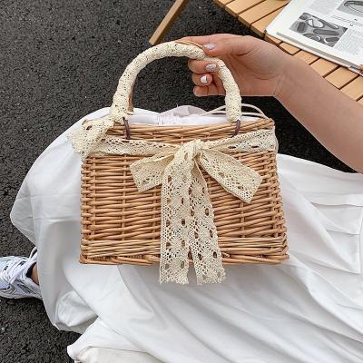 China Handwoven Summer Straw Beach Bag Clutch Evening Clutch Bag Small Rattan Bag Portable Square Wicker Square Straw Bag for sale