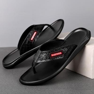 China Stylish Lit Fashion, Simple Durable Lightweight Soft Flip Flop Men Leather Slippers for sale