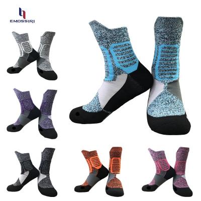 China Breathable Basketball Hoops Outdoor Anti Slip Recycling Socks Stretch Breathable Cloth Sports Basketball Sweat Socks For Men for sale