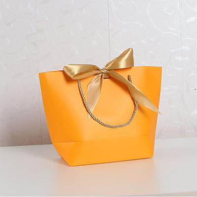 China Wedding Birthday Party Recyclable Luxury Boutique Paper Gift Craft Custom Printed Shopping Bag for sale