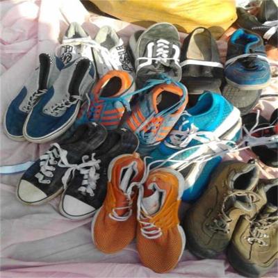 China Damping used shoes men wholesale used shoes in the ball for sale high quality used shoes for sale