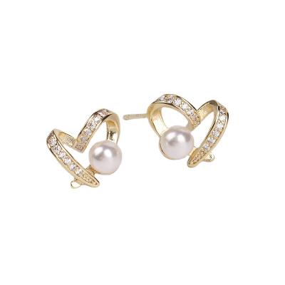 China FASHIONABLE FACEINS Heart Zircon Stud Earrings Gold Earring Pearl Women Shape Copper Earrings for sale