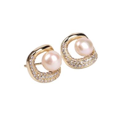 China FASHIONABLE Wholesale Pearl Earrings Zircon Earrings Women Gold Plated Copper Earrings for sale