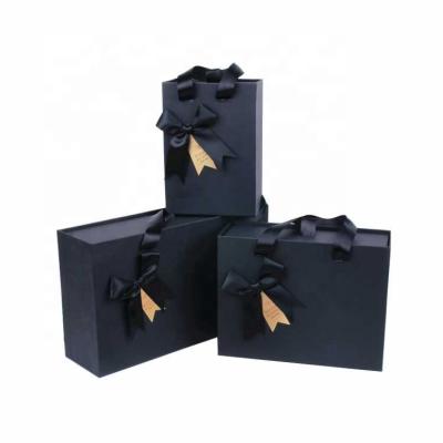 China Recyclable Wholesale Drawer Gift Box Black Gift Packaging Box With Handle Bow for sale