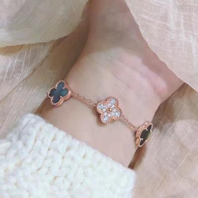 China Gold Star Rhinestone Clover Bracelets Women's Bracelet Sterling Steel Chain Necklace Custom Made Casual/Sporty Jewelry Quadrangle for sale