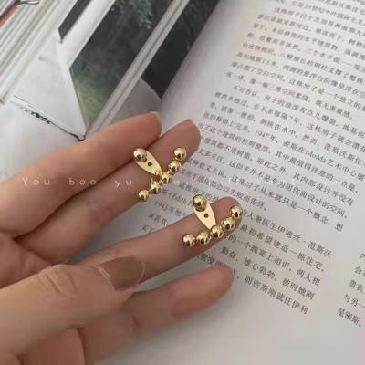 China FASHIONABLE Elegant Ball Ladies Stainless Steel Diamonds Accessories Fine Jewelry Customs Fine Jewelry Earrings for sale