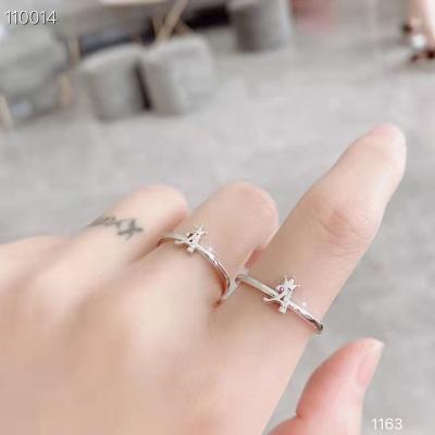 China Fashion Accessories Fine Custom Rhinestone Women's Fine Custom Rhinestone Wedding Queen Diamond Ring Sterling Silver Gold Stainless Jewelry for sale