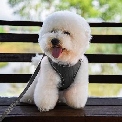 China Qiqu Reflective Breathable Pet Dog Leash Padded Pet Harness Vest Type With Control Handle Solid Color Easy Wrap Around Edge for sale