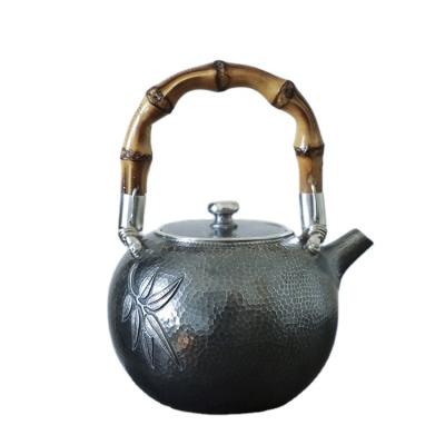 China Sustainable Design Professional Wholesale Nordic Manufacturing Pure Handmade Silver Kettle for sale