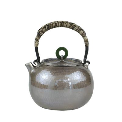 China China 260ml Sustainable Handmade Silver Made 9999 Top Fashion Brewing Teapot for sale