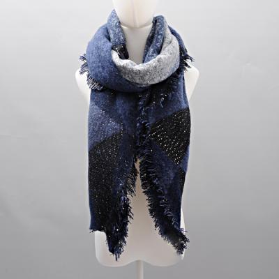 China Wholesale 100% Polyester Tassel Large Warm Plaid Pashmina Scarf Winter Shawl Scarf For Women for sale