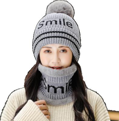 China Fashion Pom Beanie And Scarf Set Women Thick Warm Winter Hat Set\New Design Comfortable\Durable And Neck Scarf for sale