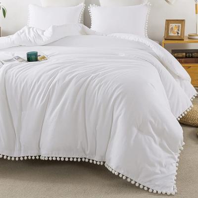 China 130 * 70 Fabric Density White Pom Pom Fringe Duvet Cover and Pillowcase Set 3 Pieces for sale