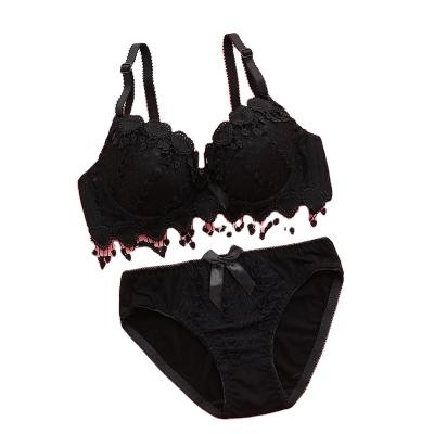 China Latest Design QUICK DRY Ladies Shape Pop Fashion Bra And Lace Short Set Bra And Panties for sale