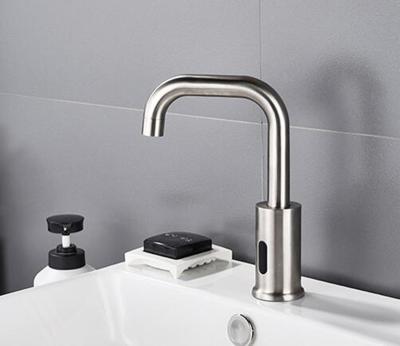 China Sense Faucets Swan Kitchen Sensor Faucet SUS304 Automatic Sink Faucet (T12-ss) for sale