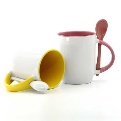 China China viable wholesale supplier hot sale customize design ceramic dehua tiki cat cup&mugs with spoon for sale