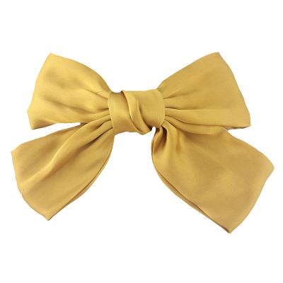 China Fashionable satin fabric bow knot hair beautiful hair accessories spring clip beautiful Korean style girl hair clips for sale