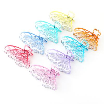 China 2021 hot fashionable salling butterfly hair clips hair accessories girls hair clips form fashion jaw clips for sale