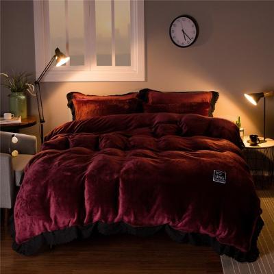 China China factory directsale fashion style 4 pcs polyester lace disposable bedding set dark red for sale