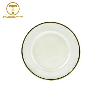 China Gold Colored Decorative Rim Stocked Chargers Dish Glass Charger Dishes For Wedding for sale