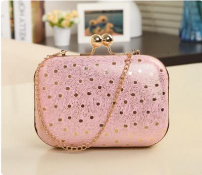 China Grab Elegant Women Wedding Evening Fancy Handbags Party Clips Fashion Clutch Bag For Women for sale