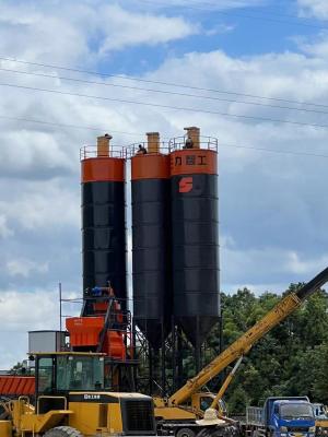 China HZS50 50m3/h Concrete Batching Plant With 4 Units Aggregate Storage Hopper Cement Silos zu verkaufen