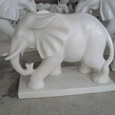 China Natural Elephant Statues White Marble Outdoor Decoration for sale