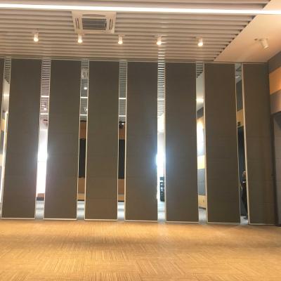 China Modern Wooden Acoustic Folding Movable Partition Fireproofing Operable Partition Dividers For Commercial Space for sale