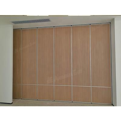 China Contemporary Wooden Operable Partition Dividers For Conference Room Soundproofing Movable Partition Wall for sale