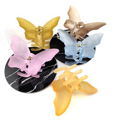 China Korean Daily Use Wholesale Fashion Hair Accessories Clear Hair Clips Butterfly Plastic Acrylic Transparent Hair Claw For Women for sale