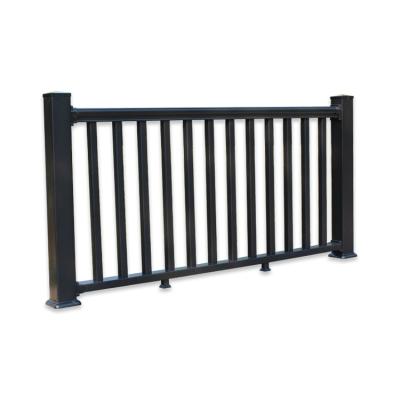 China Modern 0.96 * 1.8m Factory Wholesale Price PVC Railing And Fence For House for sale