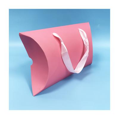 China Recyclable Paper Bag Hot Selling Pink Pillow Box Wholesale Solid Color Hair Gift Paper Bags for sale