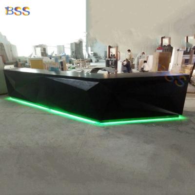 China Commercial Lobby Hotel Desk 2 Person Black Corian Lobby Front Desk for sale