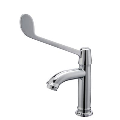 China Metered Faucets Fashion Design Single Lever Hospital Sink Medical Faucet Faucet With Paddle Handles for sale