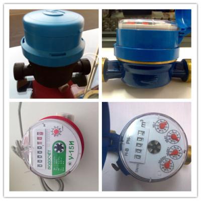 China 1/2 Inch Single Jet Dry Type Water Flow Meter With Free Rotating Register for sale