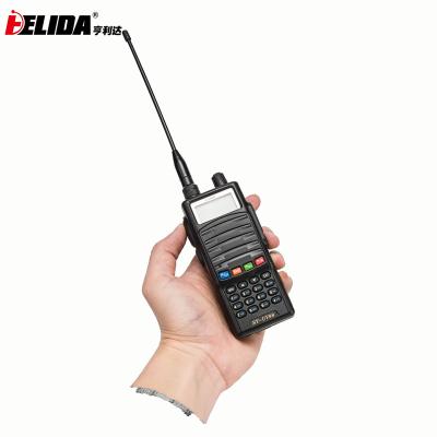 China 1500mAh VHF Handheld Two Way Radio Wireless Magneto Crank Two Way Radio / 5W Walkie Talkie Speaker UHF for sale