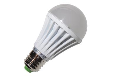 China PFEILER E27 LED 500lm 5Watt Glühlampe 2700K - 3000K CCT, führte Handels-E27 Lampe AC85V - 135V zu verkaufen