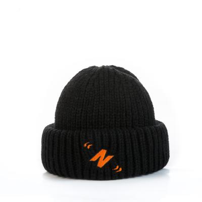 China 2022 Wholesale High Quality COMMON Customize Embroidery Hats Short Skull Knitted Warm Winter Hat For Women Man K1309 for sale