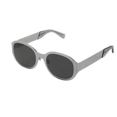 China Fashion Neutral Fashion Niche Hip-Hop Retro Sunglasses Sunglasses Fashion Street Steel Leather For Women for sale