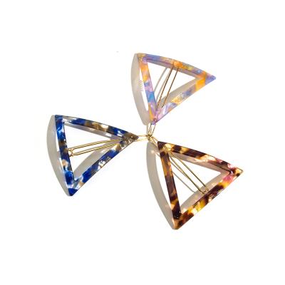 China Custom Girls Hair Accessories Girls Accessories Acrylic Resin Marble Acrylic Resin Hair Pins And Clips Hollow Triangle Hair Clip For Women for sale