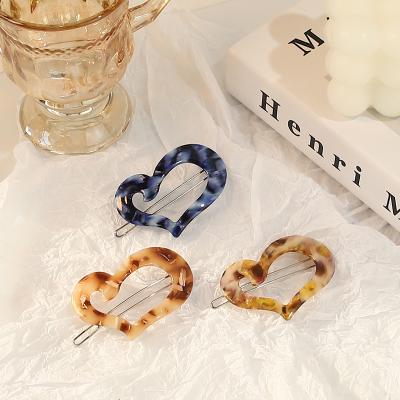 China Heart Shaped Hair Barrette Clips Wholesale Hair Slide Clips Fashion Acrylic Clip Lady's Hair Clips for sale