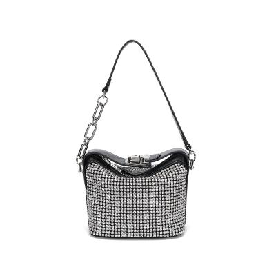 China New Fashion Luxury Rhinestone Cross Full - Body Bag Women Pinch Bling Bling Bag Evening Diamonds Purse Cross - Body for sale