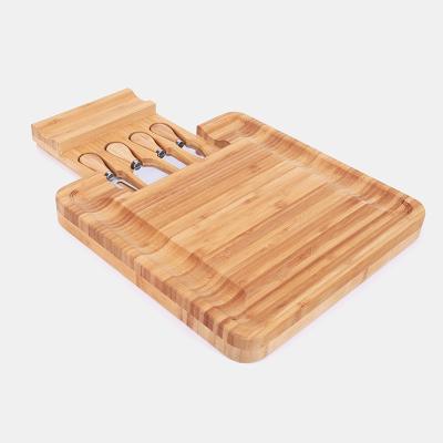 China Sustainable Luxury Extended Original Low Moq Bamboo Cheese Wooden Cutting Board for sale