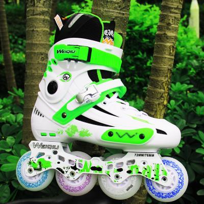 China PP+PU Integrated Skate Rollers Nice Roller Skate High Quality Flashing Integrated Shoes for sale