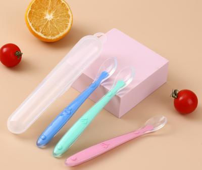 China Silicone Spoon Fda Approved / Easy to Store with Hanging Hole for sale